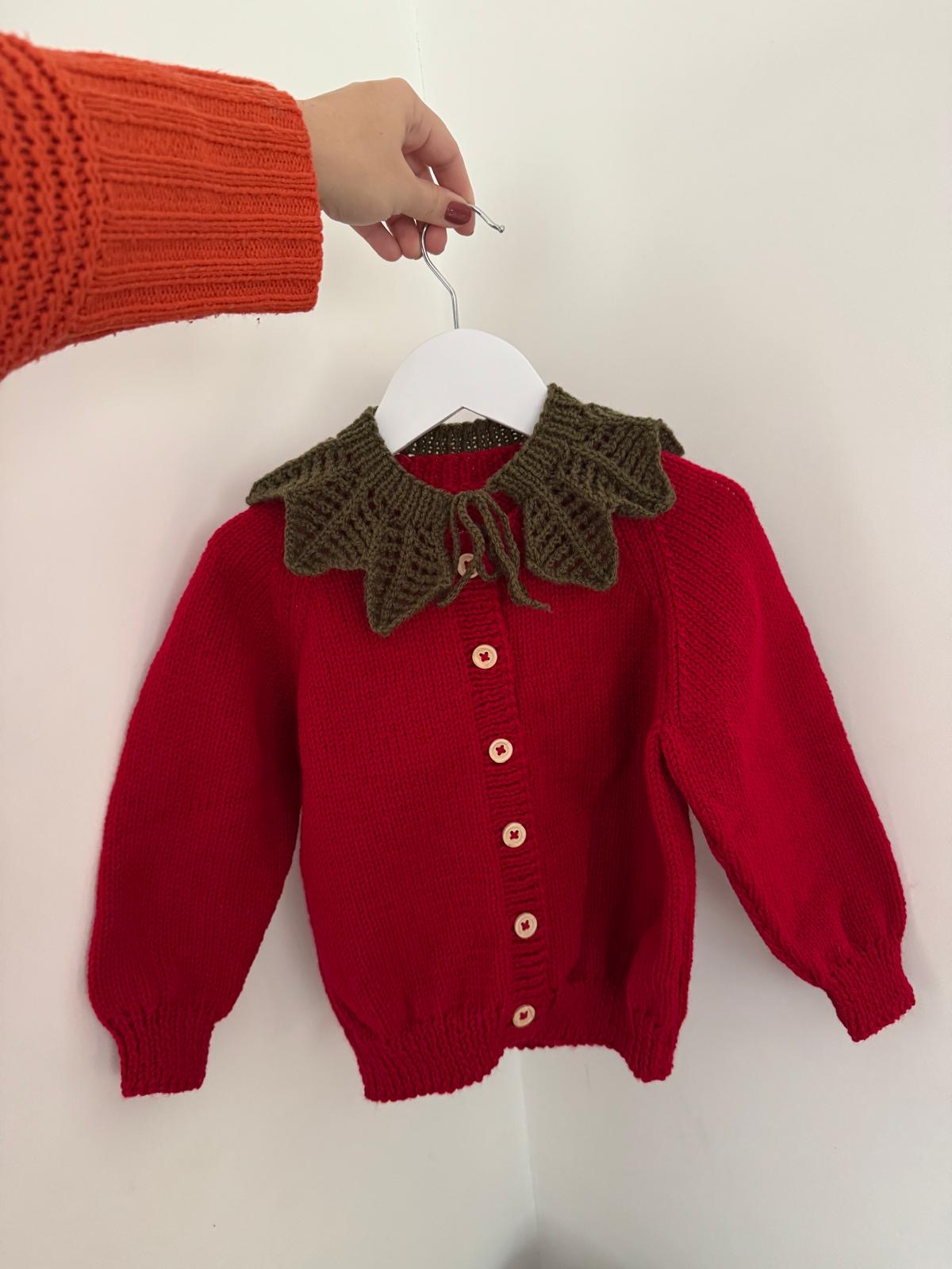 2-4 Years strawberry Cardigan with green collar