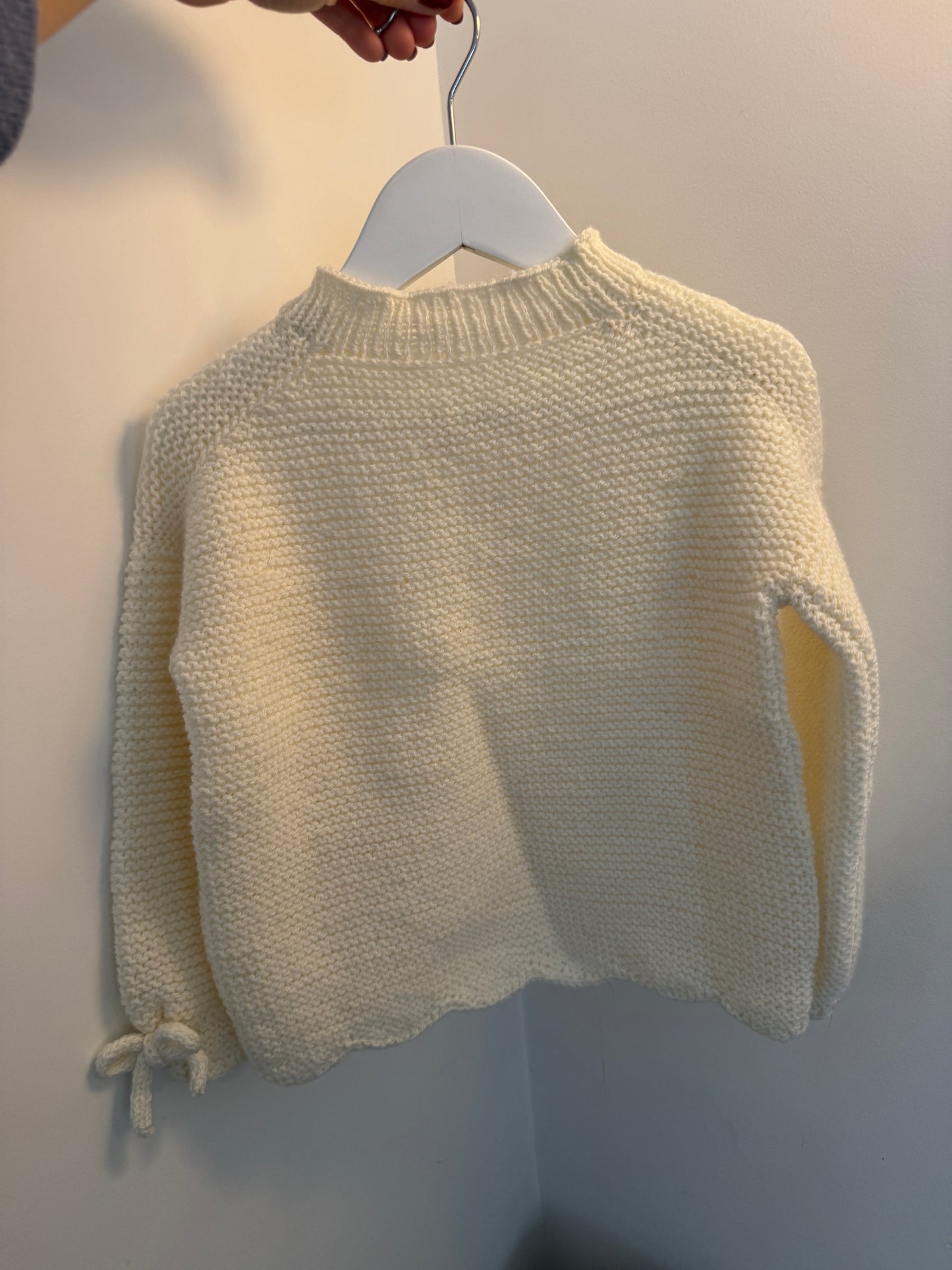 3-4 years cream scallop jumper